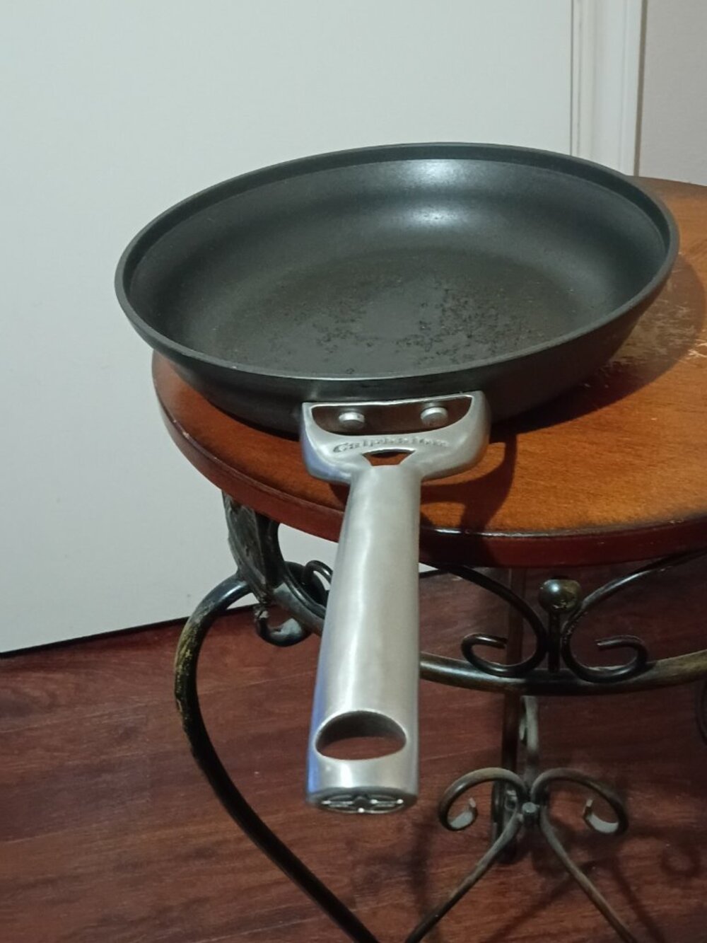 Vintage Calphalon 1390 10” Hard Anodized Non Stick Frying Pan Skillet USA - Picture 4 of 6